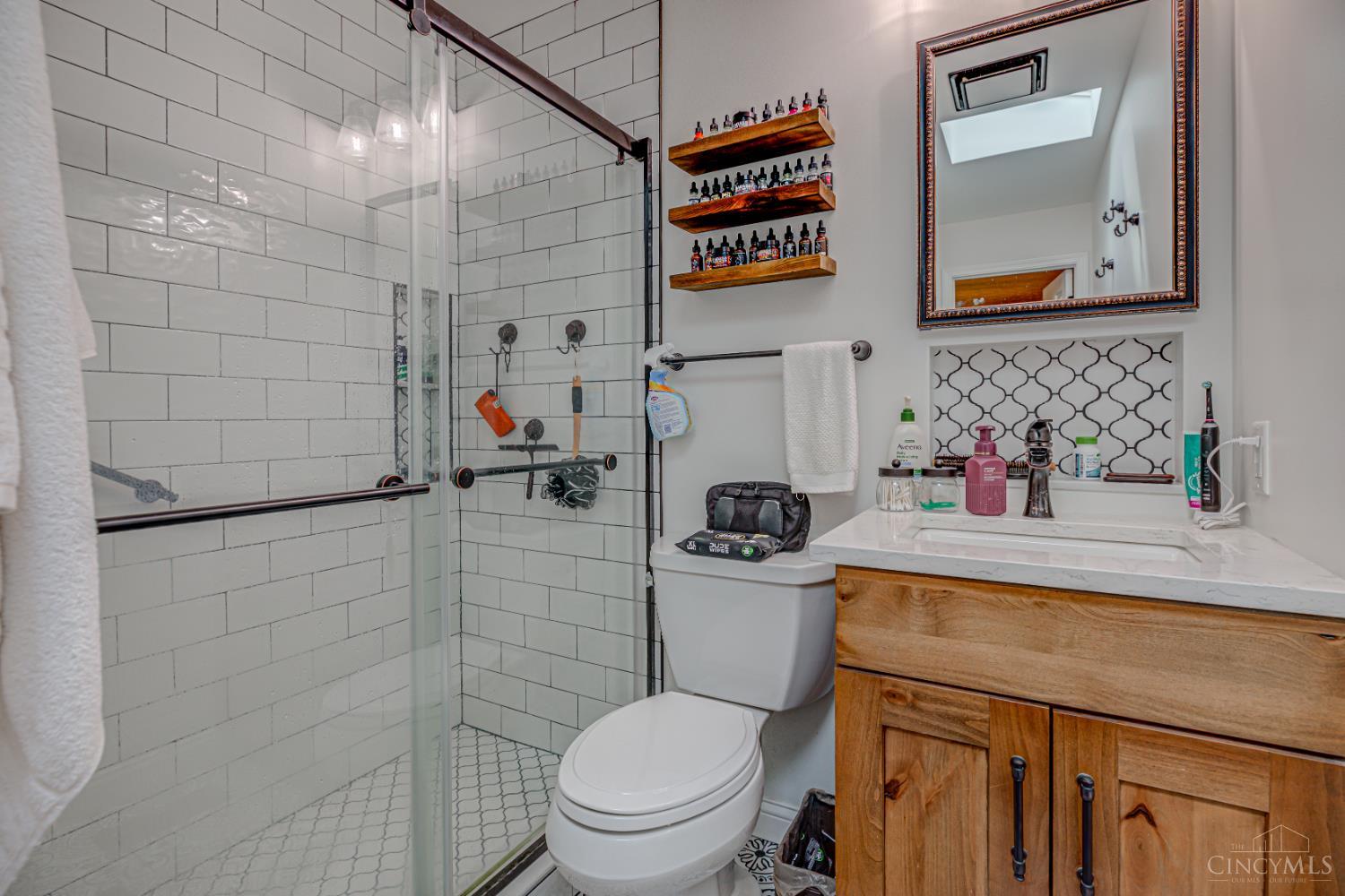 8530 Kingston Drive, Franklin Twp, OH, 45005 — photo 37