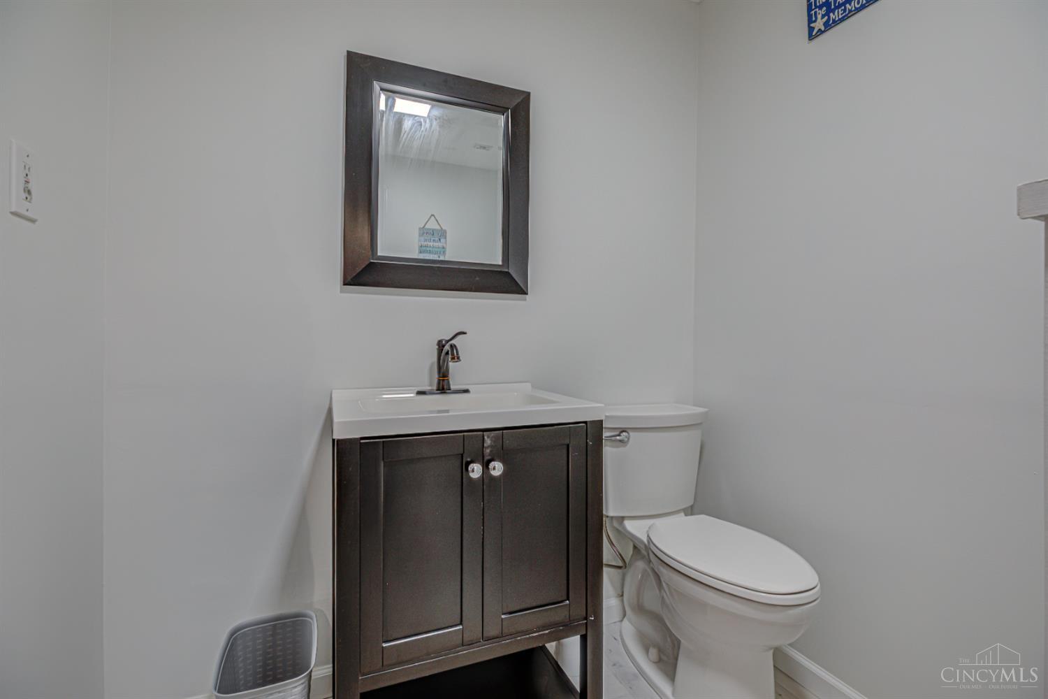 8530 Kingston Drive, Franklin Twp, OH, 45005 — photo 22