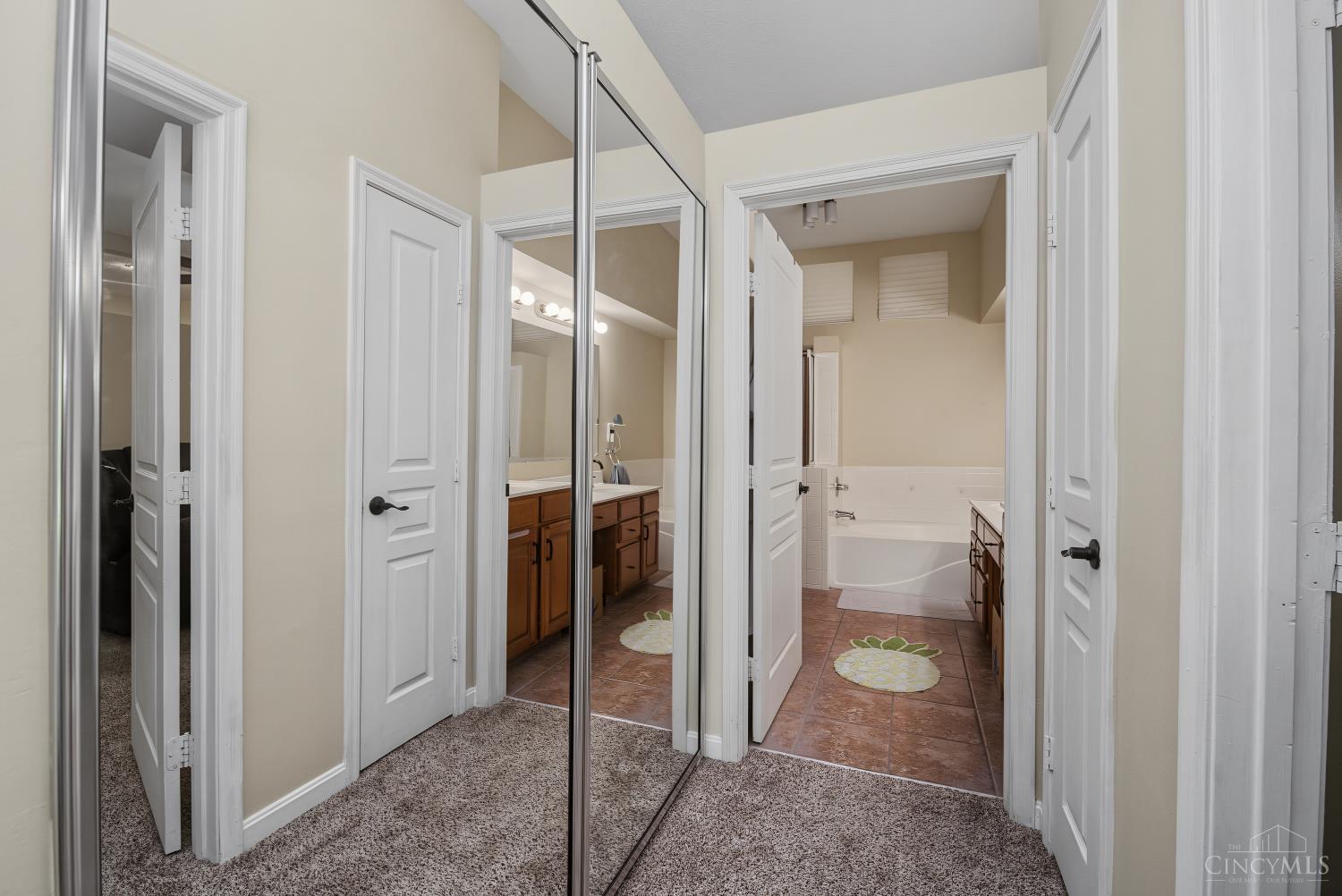 5850 Stonebridge Circle, Miami Twp, OH, 45150 — photo 33