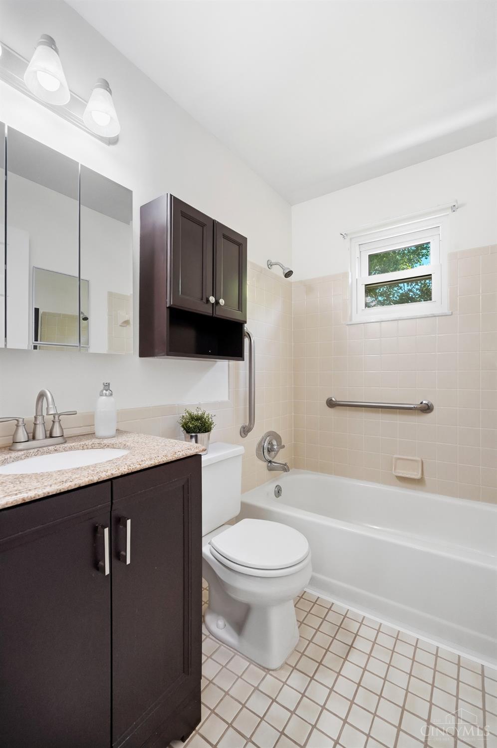 9062 Fontainebleau Terrace, Cincinnati, OH, 45231 — photo 28