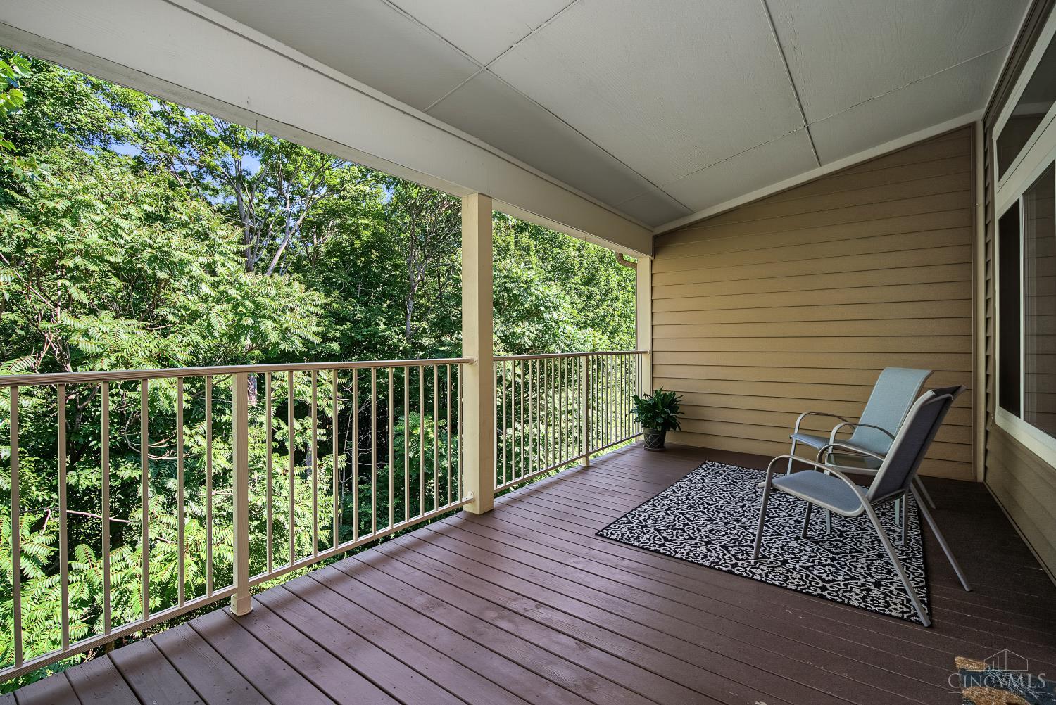 5850 Stonebridge Circle, Miami Twp, OH, 45150 — photo 6