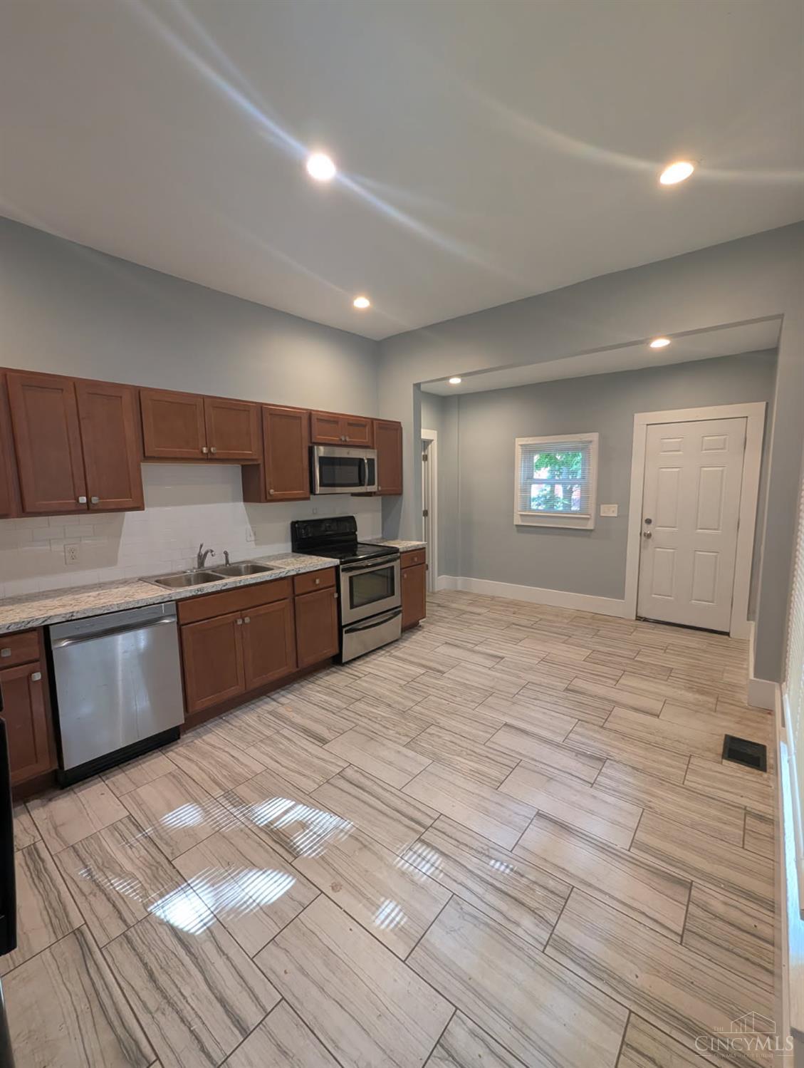 741 Epworth Avenue, Cincinnati, OH, 45232 — photo 6