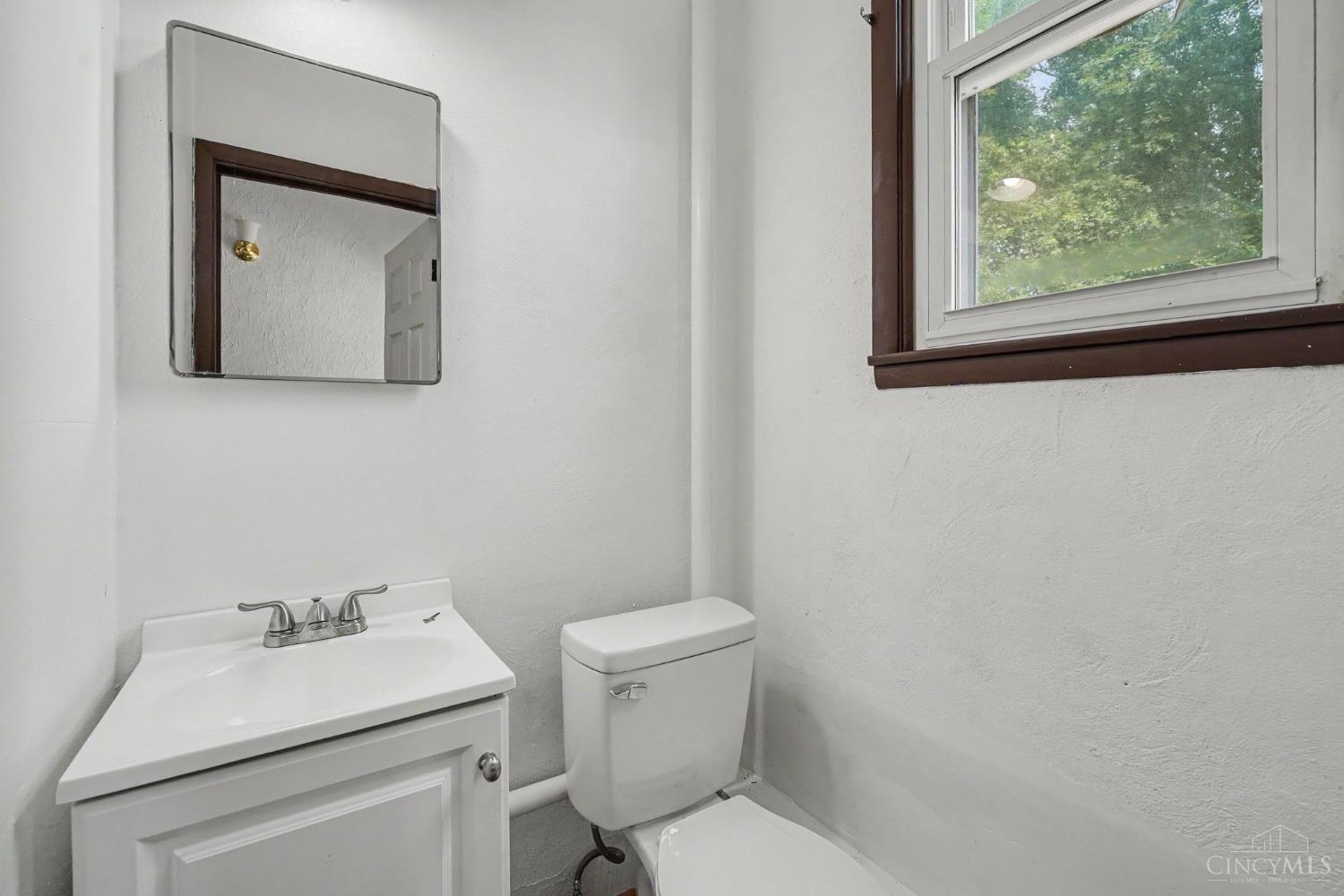 6467 Smith Road, Goshen Twp, OH, 45140 — photo 7