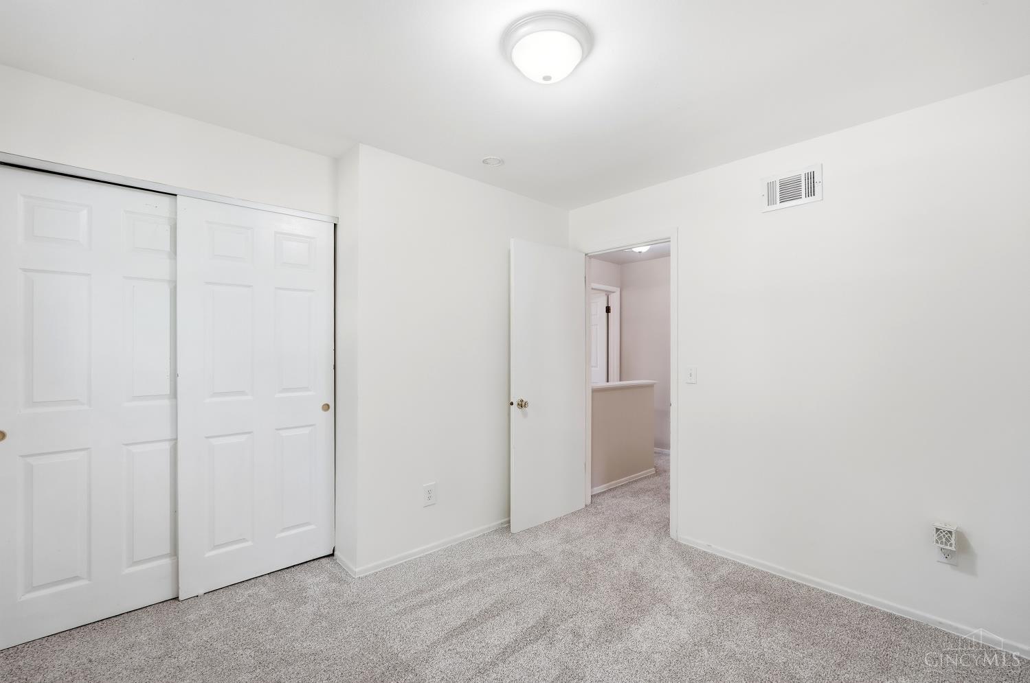 9062 Fontainebleau Terrace, Cincinnati, OH, 45231 — photo 33