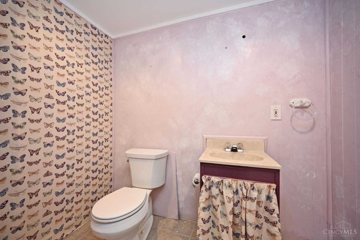 1819 Windhill Terrace, Cincinnati, OH, 45255 — photo 35