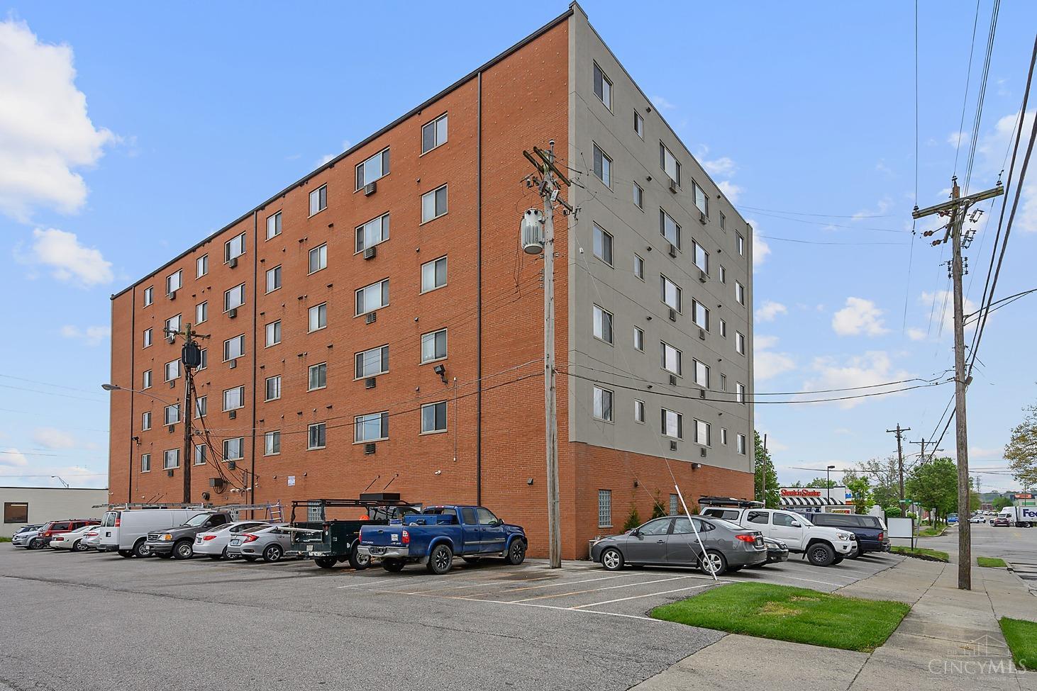 4960 Ridge Avenue #303, Cincinnati, OH, 45209 — photo 10