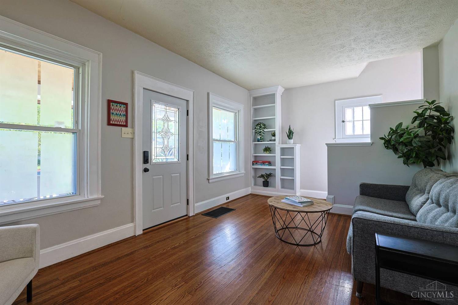 2555 Ridgeland Place, Cincinnati, OH, 45212 — photo 8