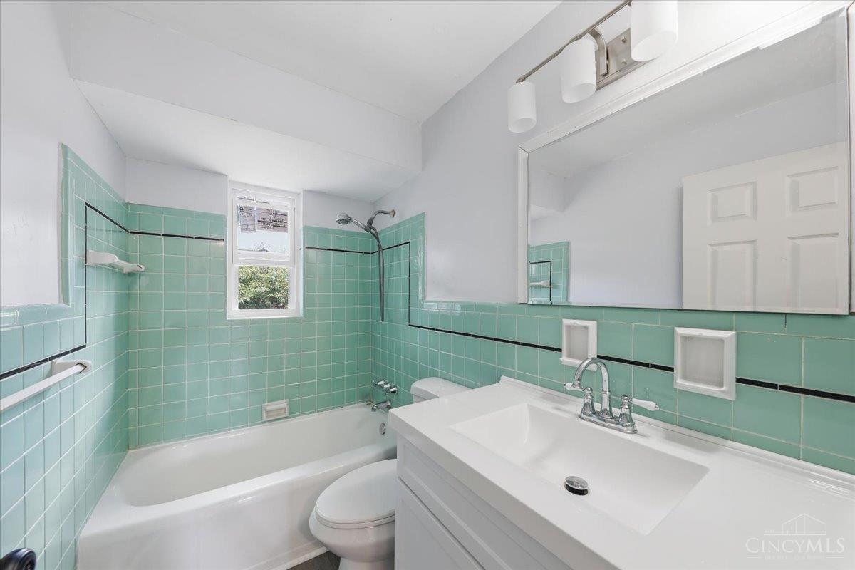 5750 Timrick Court, Cincinnati, OH, 45238 — photo 13