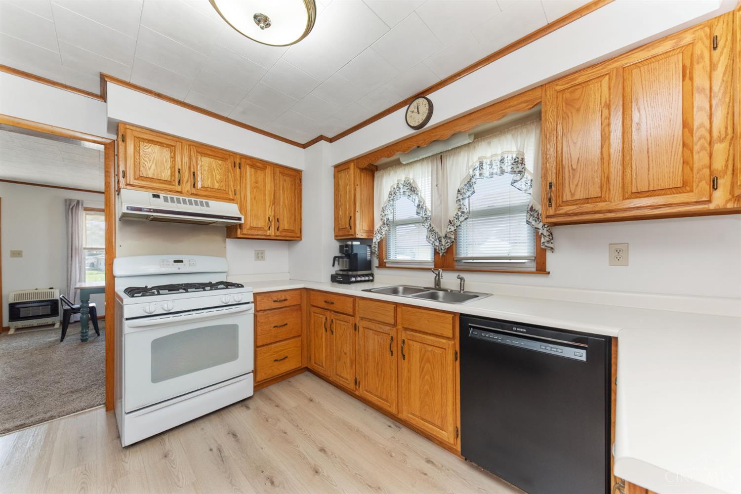 521 Columbus Street, Jefferson Twp, OH, 45168 — photo 10