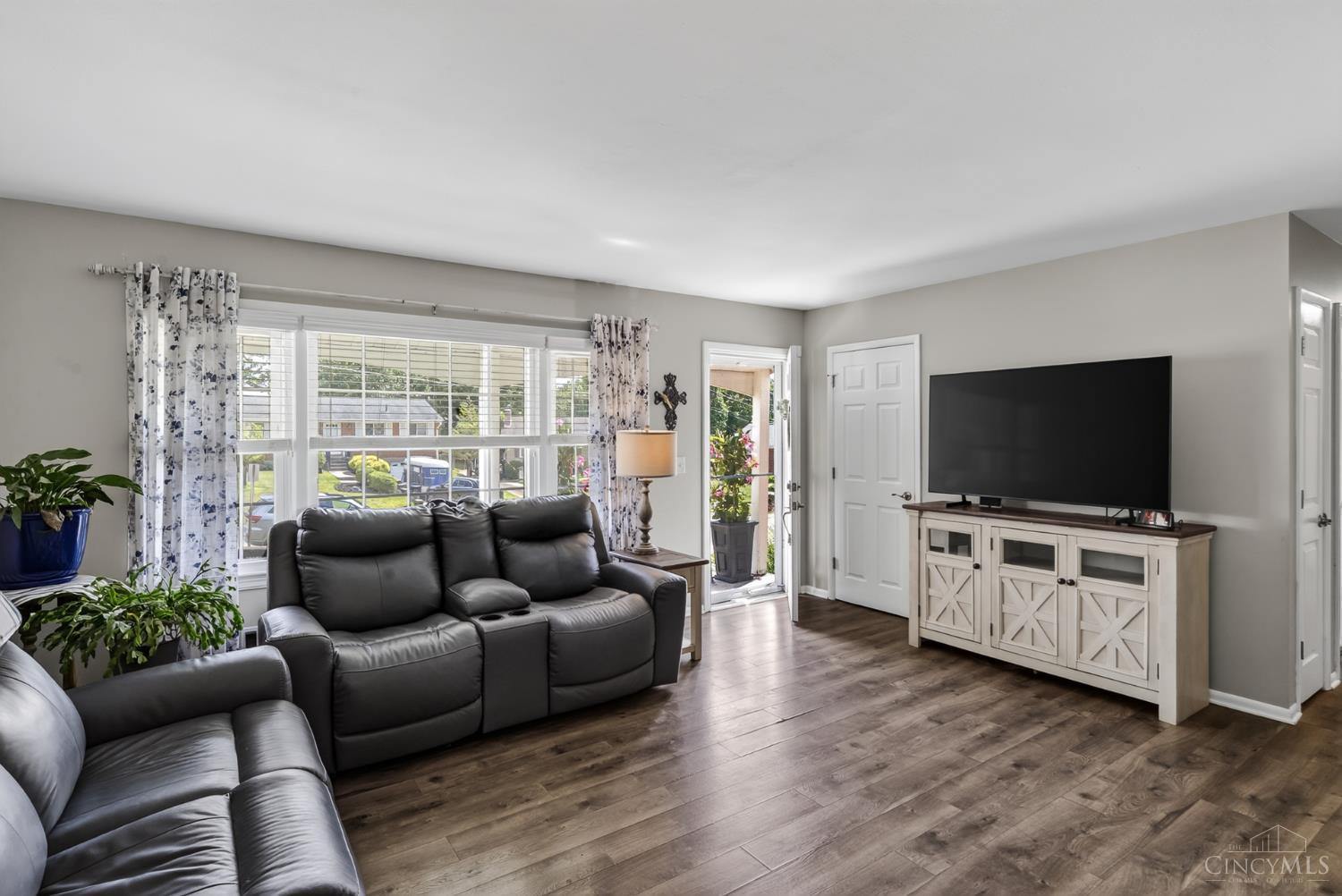 6038 Bearcat Drive, Green Twp, OH, 45248 — photo 4