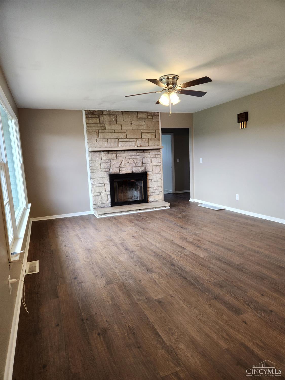6740 Fenner Road, Liberty Twp, OH, 45133 — photo 2