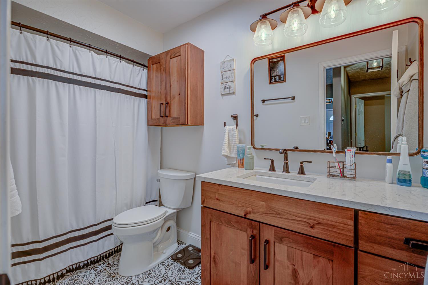 8530 Kingston Drive, Franklin Twp, OH, 45005 — photo 38