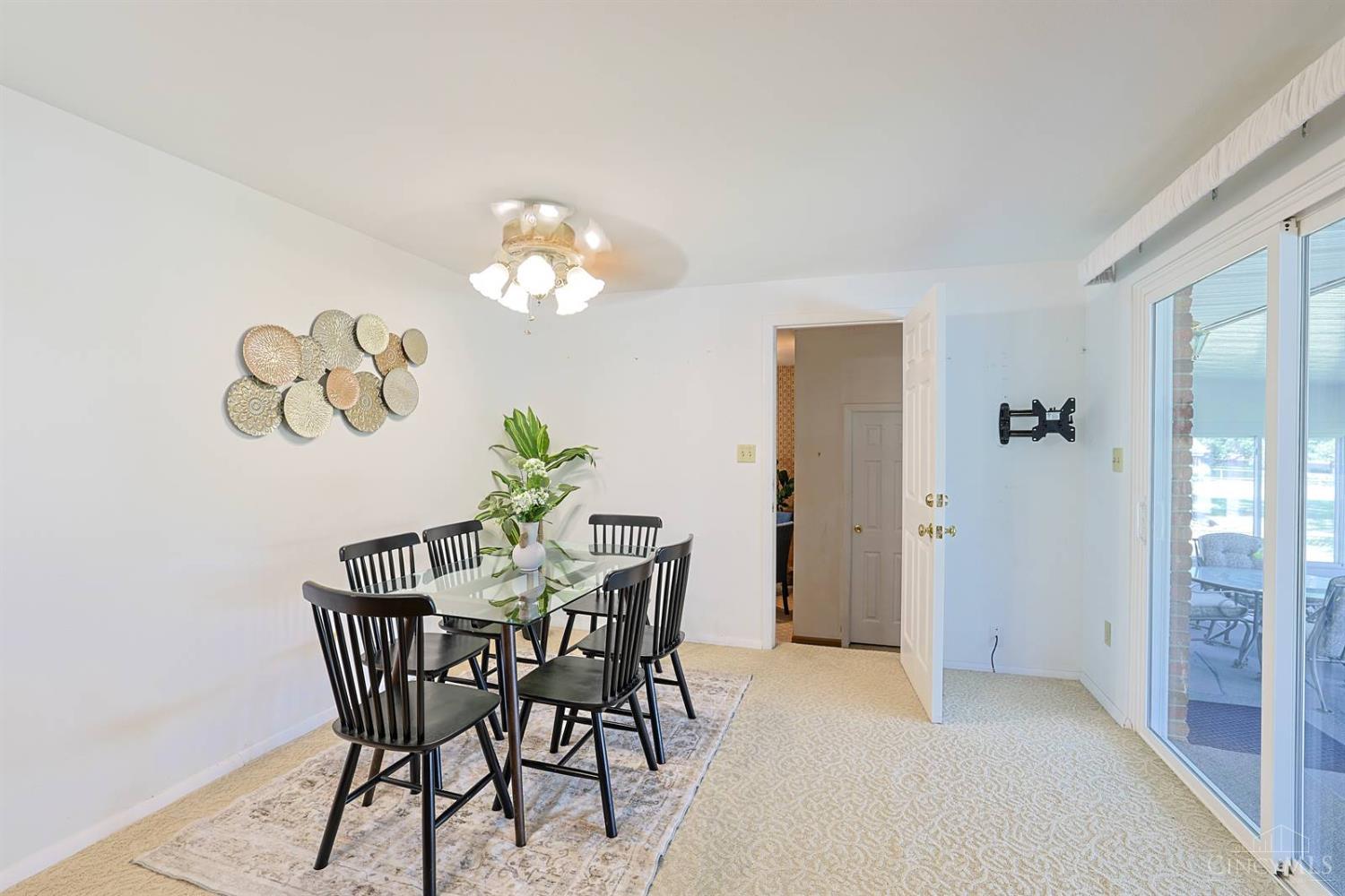 1061 Cottage Court Drive, Fairborn, OH, 45324 — photo 11