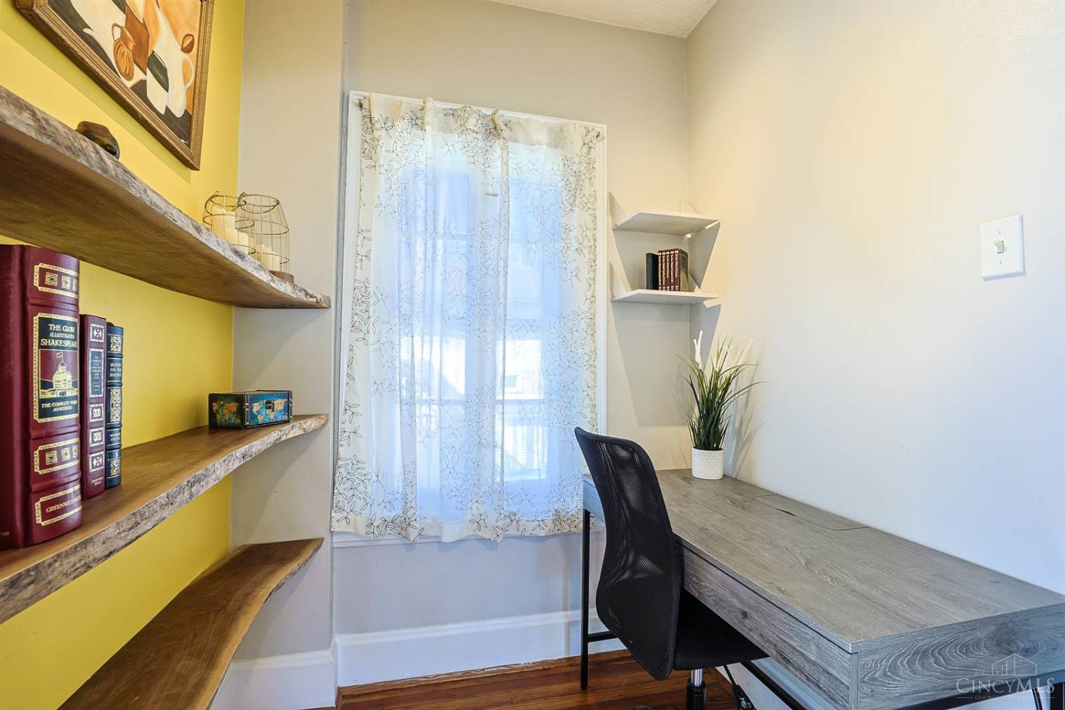 2555 Ridgeland Place, Cincinnati, OH, 45212 — photo 20