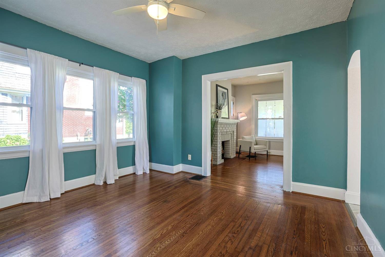 2555 Ridgeland Place, Cincinnati, OH, 45212 — photo 11