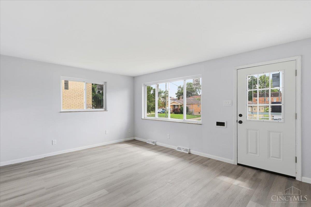 5750 Timrick Court, Cincinnati, OH, 45238 — photo 6