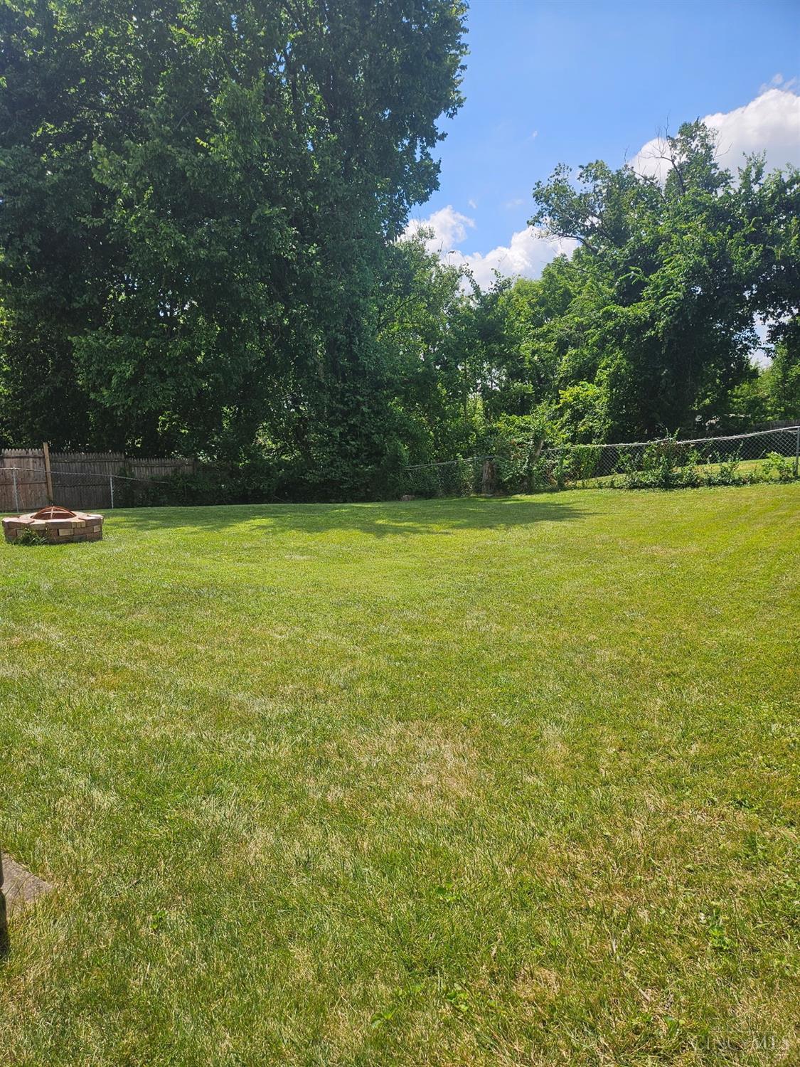7th image of 11483 Farmington Rd, Forest Park, OH 45240 | MLS# 1888065