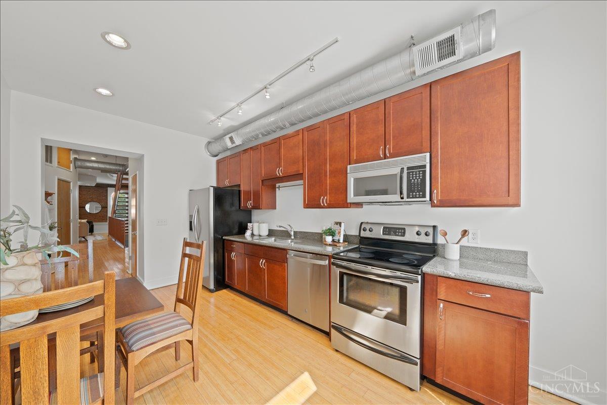 1122 Race Street #201A, Cincinnati, OH, 45202 — photo 11
