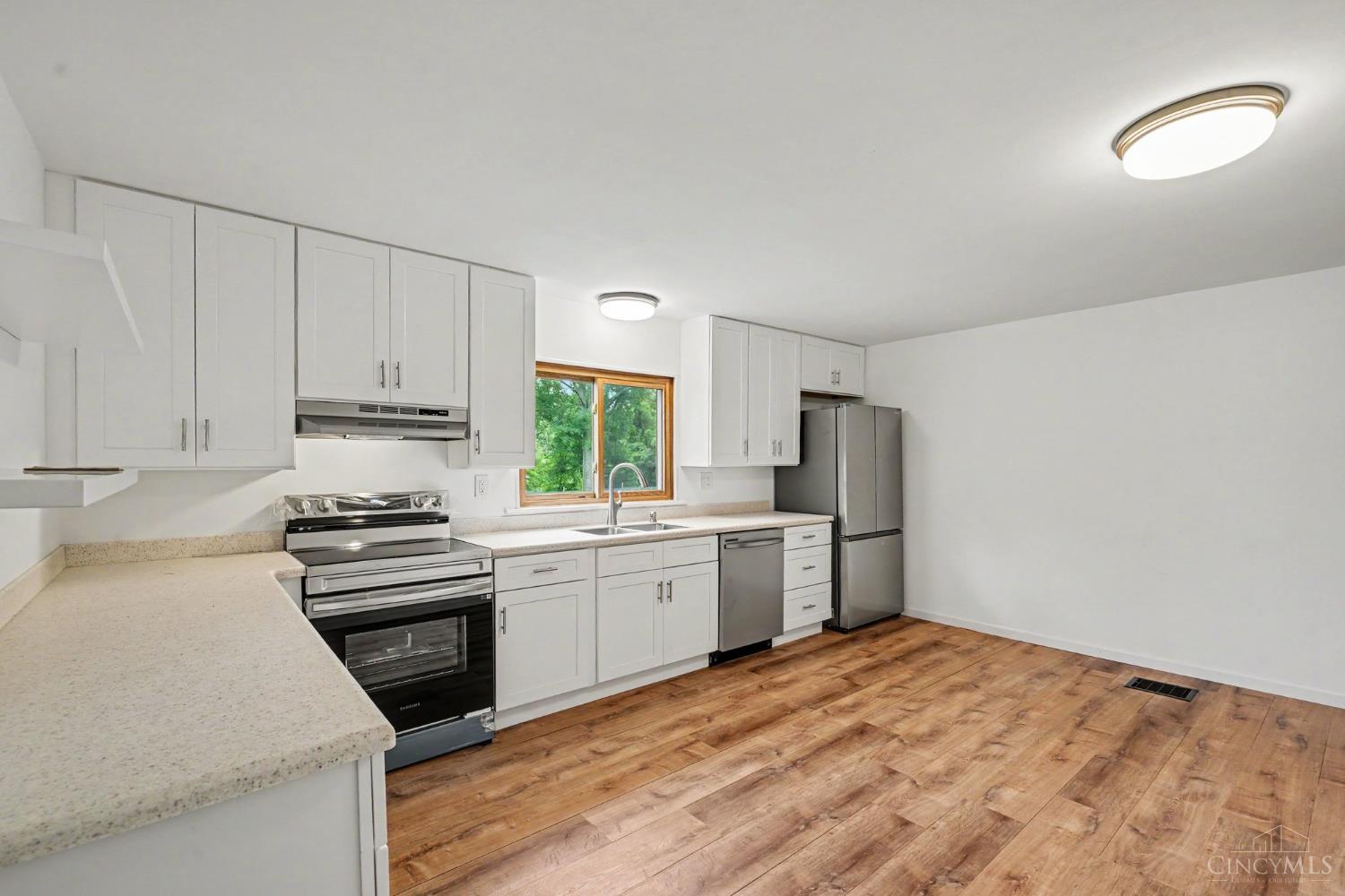 6467 Smith Road, Goshen Twp, OH, 45140 — photo 5