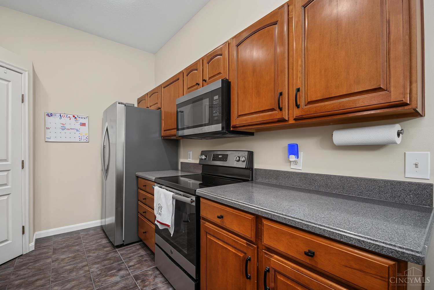 5850 Stonebridge Circle, Miami Twp, OH, 45150 — photo 17