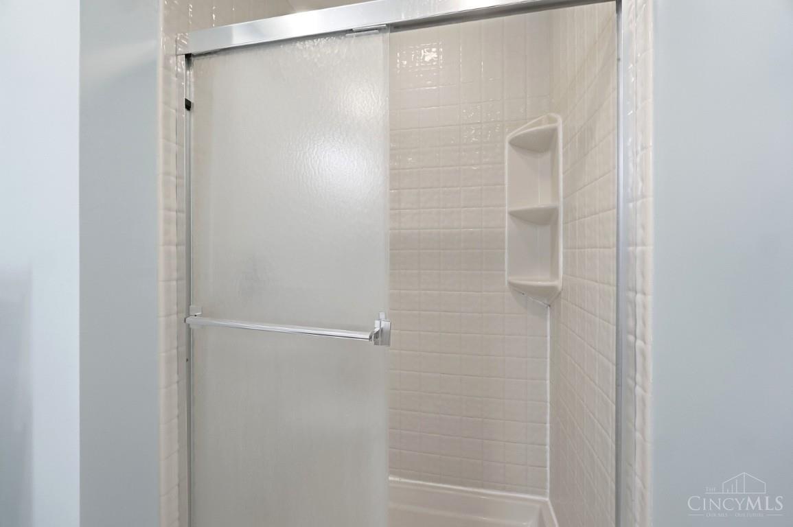 9132 Dominion Circle, Cincinnati, OH, 45249 — photo 39