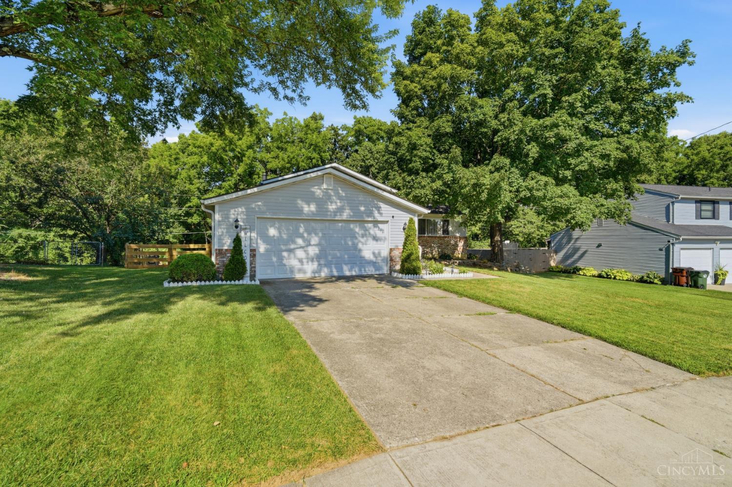 5651 Crestview Drive, Fairfield, OH, 45014 — photo 3
