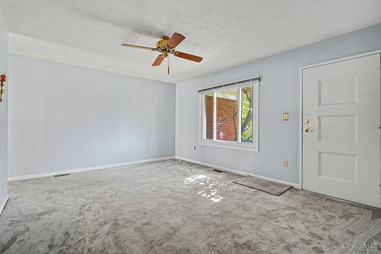 6820 Butler Warren, Mason, OH, 45040 — photo 3