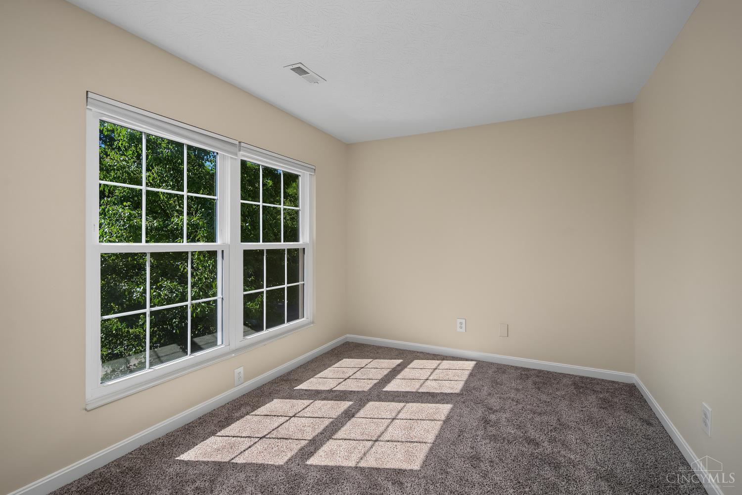 5850 Stonebridge Circle, Miami Twp, OH, 45150 — photo 44