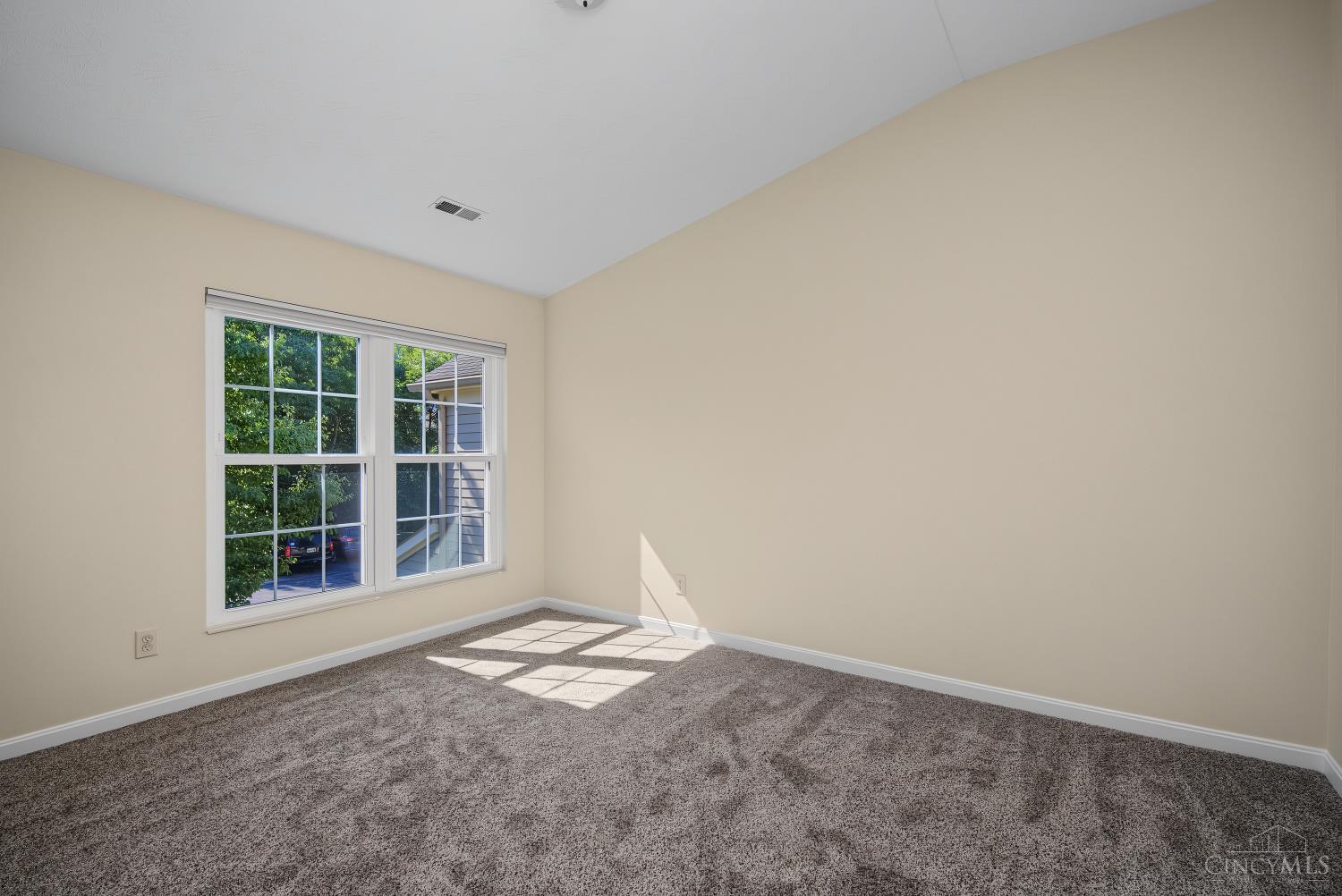 5850 Stonebridge Circle, Miami Twp, OH, 45150 — photo 37