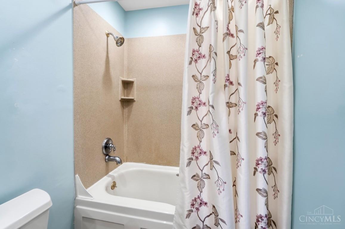 9132 Dominion Circle, Cincinnati, OH, 45249 — photo 30
