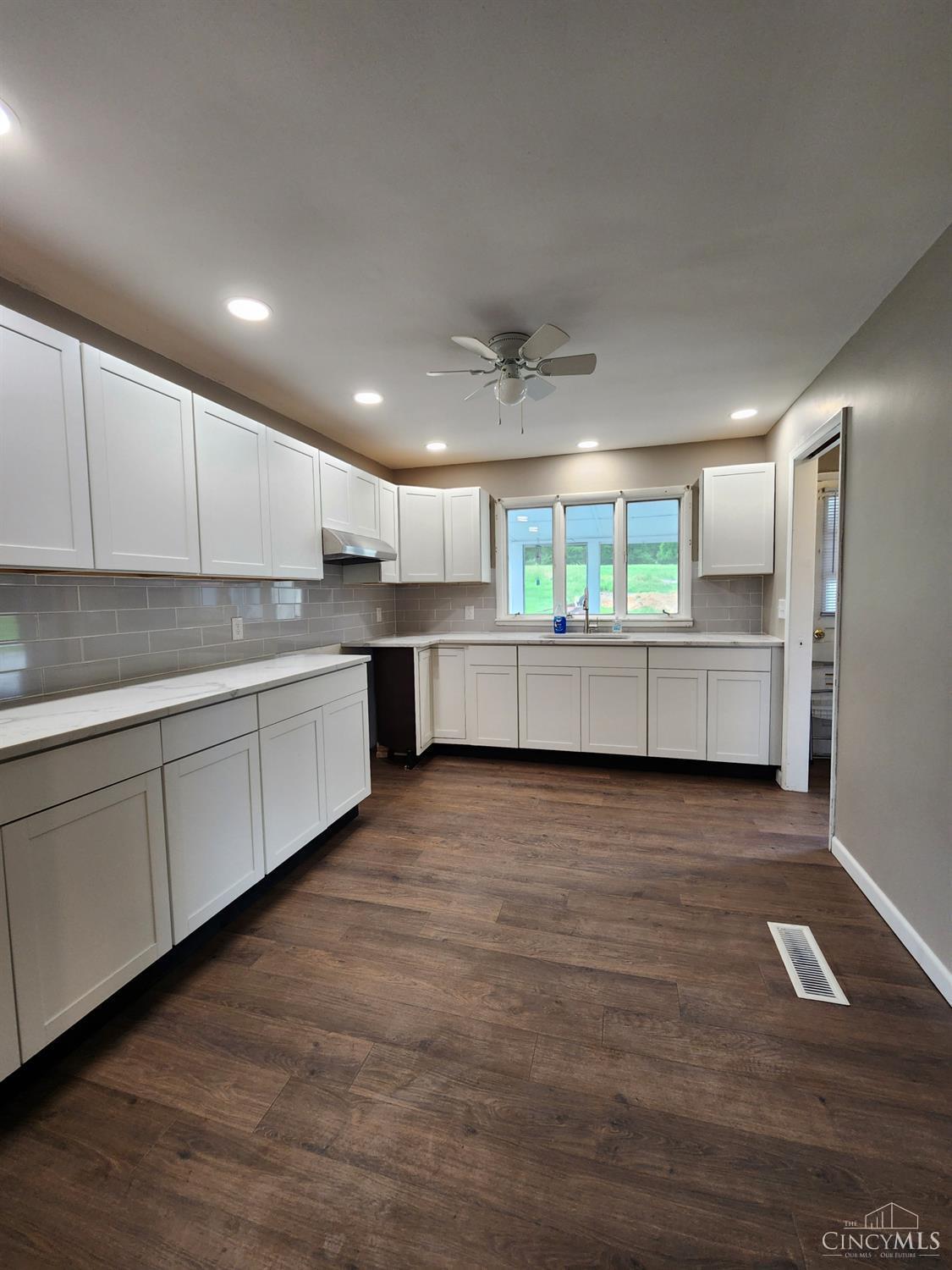 6740 Fenner Road, Liberty Twp, OH, 45133 — photo 4