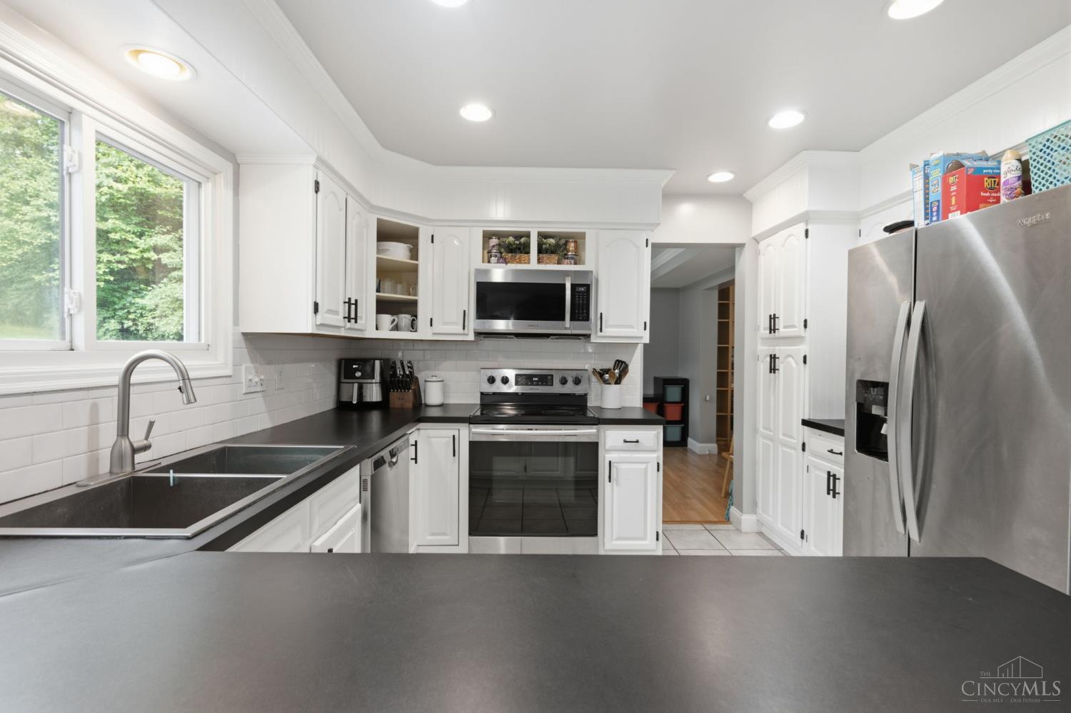 7818 Hollow Oak, Beckett Ridge, OH, 45069 — photo 10