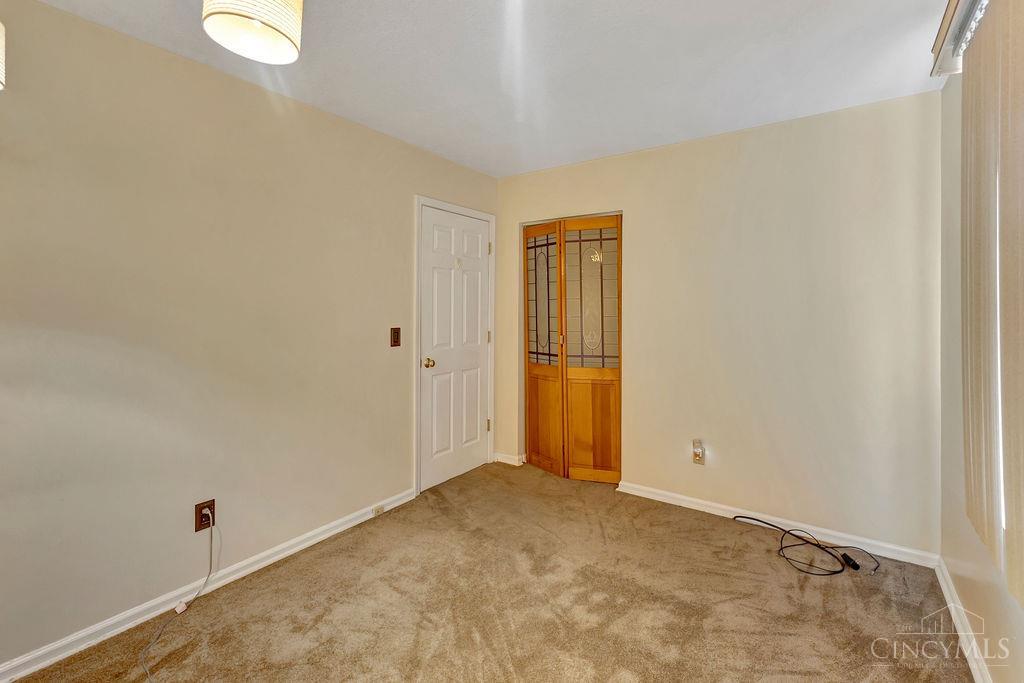 1210 Dixie Court, Cincinnati, OH, 45215 — photo 21