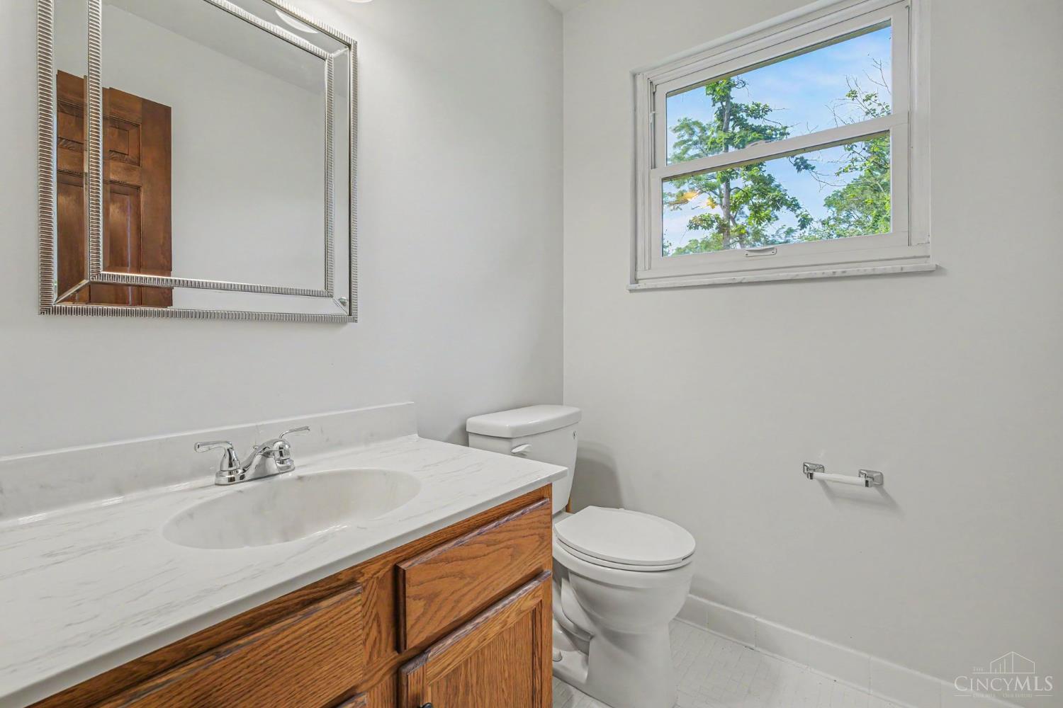 4268 Peppermill Lane, Blue Ash, OH, 45242 — photo 12