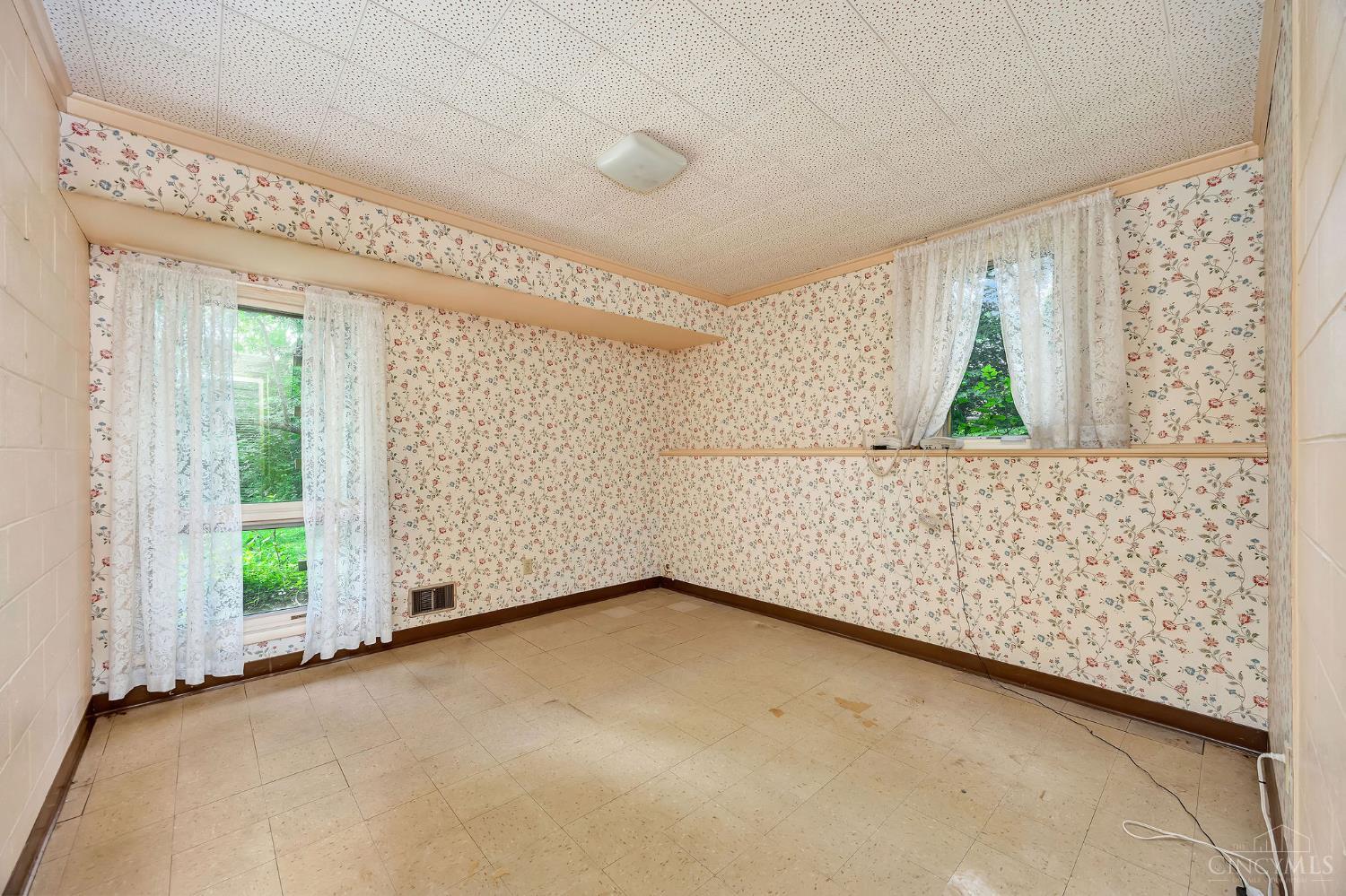 105 Mckee Avenue, Oxford, OH, 45056 — photo 23
