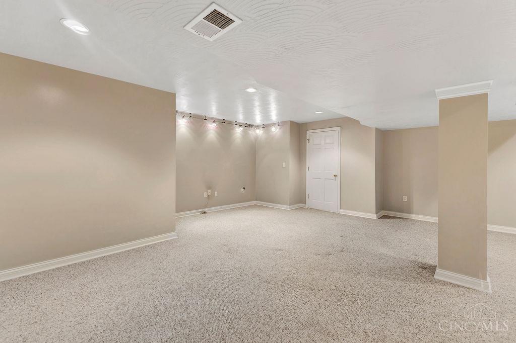 1210 Dixie Court, Cincinnati, OH, 45215 — photo 36