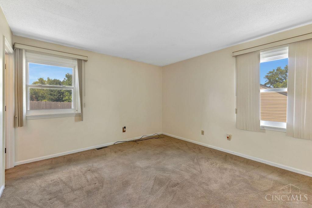 1210 Dixie Court, Cincinnati, OH, 45215 — photo 23