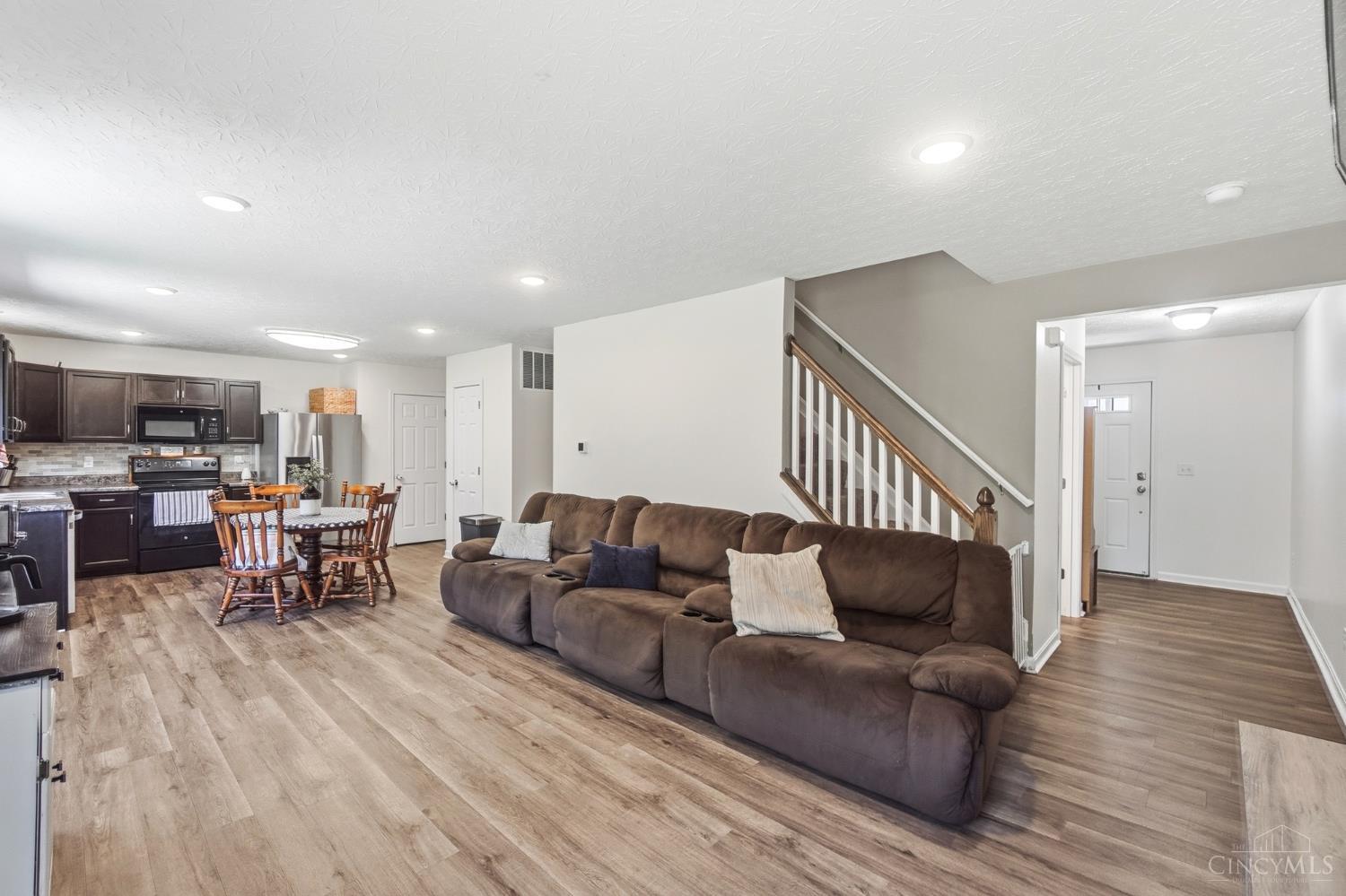 1022 Golden Oak Drive, Hamilton, OH, 45013 — photo 10