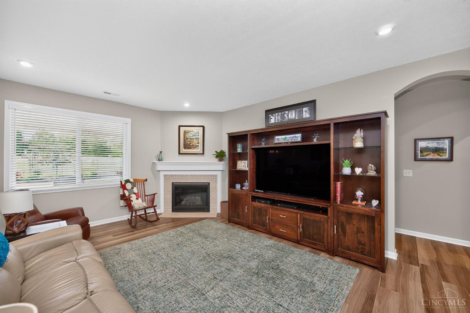 3781 Fairmount Circle, Pierce Twp, OH, 45245 — photo 7