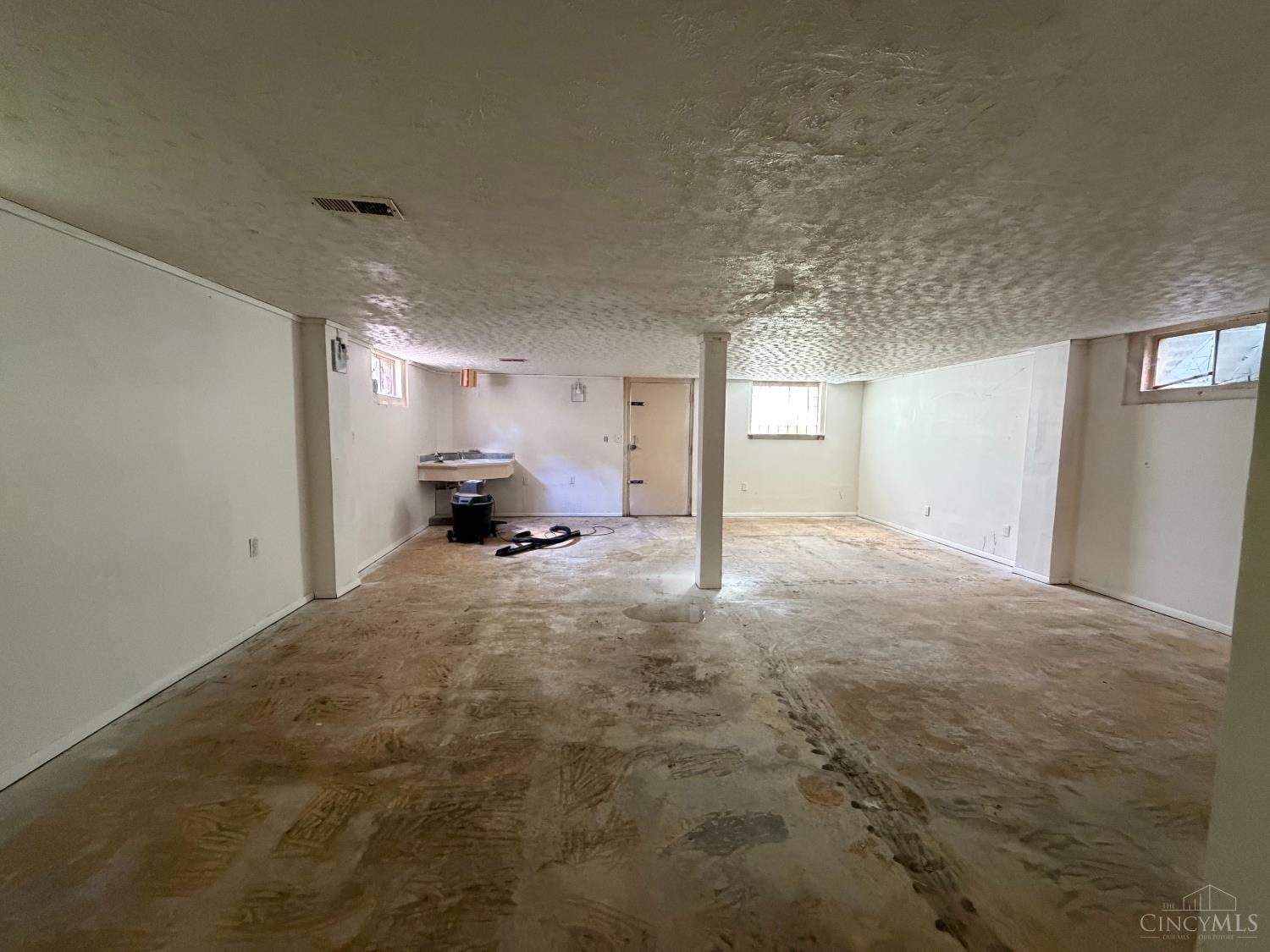8820 Butler Warren, Mason, OH, 45040 — photo 13