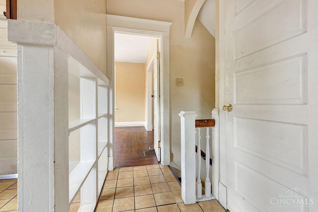 1831 North Bend Road, Cincinnati, OH, 45224 — photo 3