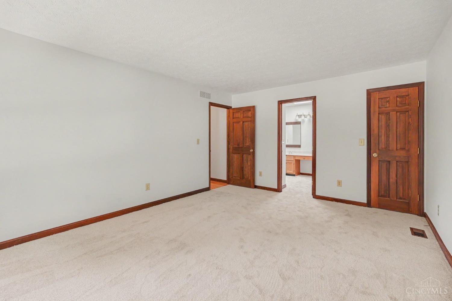 4268 Peppermill Lane, Blue Ash, OH, 45242 — photo 14