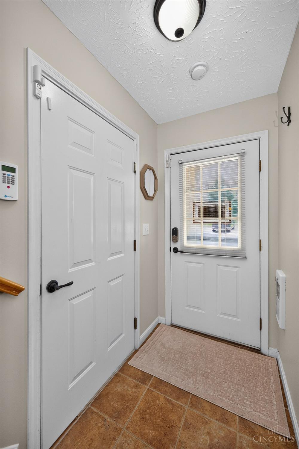 2019 Commons Circle Drive #2G, Batavia Twp, OH, 45103 — photo 5