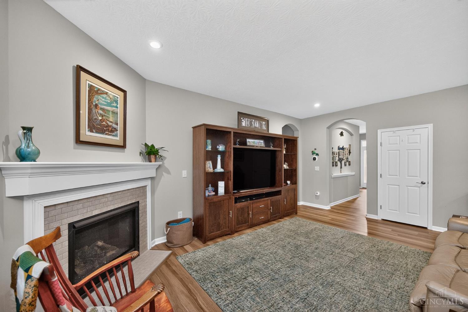 3781 Fairmount Circle, Pierce Twp, OH, 45245 — photo 6