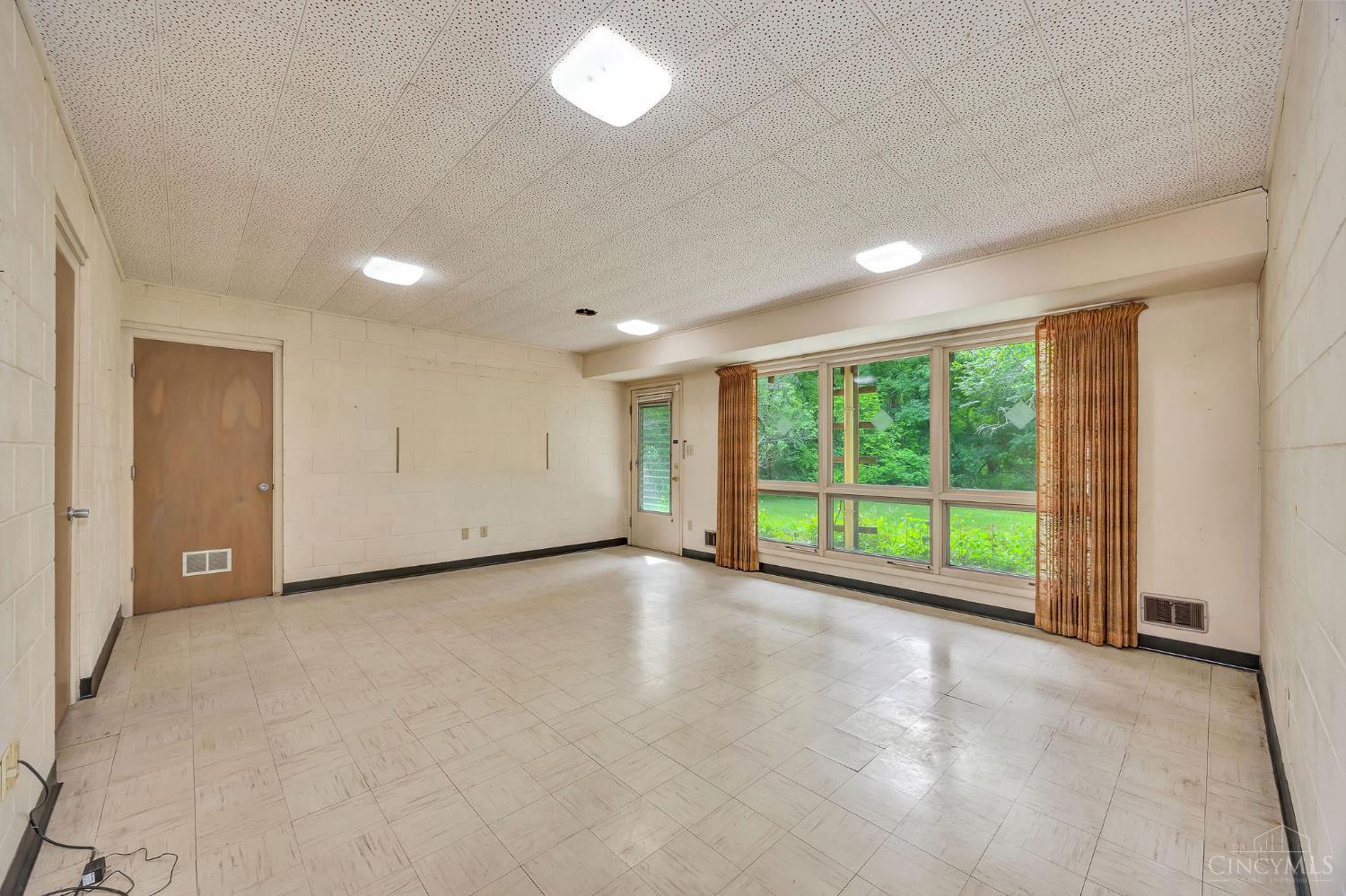 105 Mckee Avenue, Oxford, OH, 45056 — photo 21
