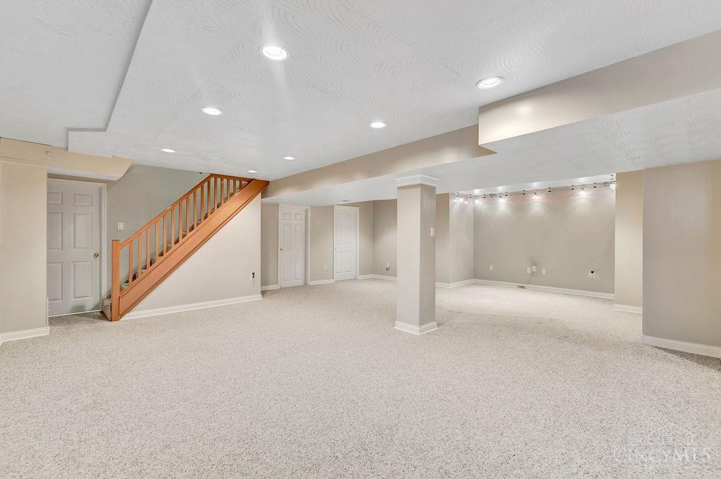 1210 Dixie Court, Cincinnati, OH, 45215 — photo 32