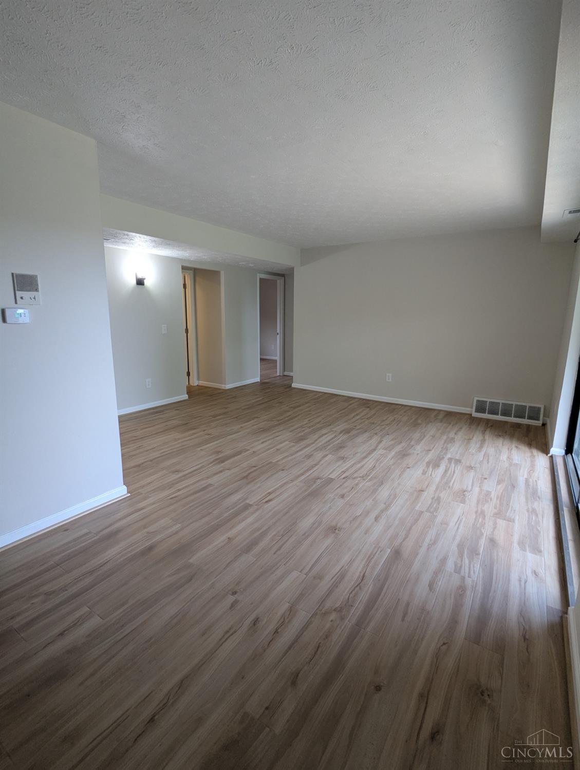 355 Grand Avenue #105, Cincinnati, OH, 45205 — photo 2