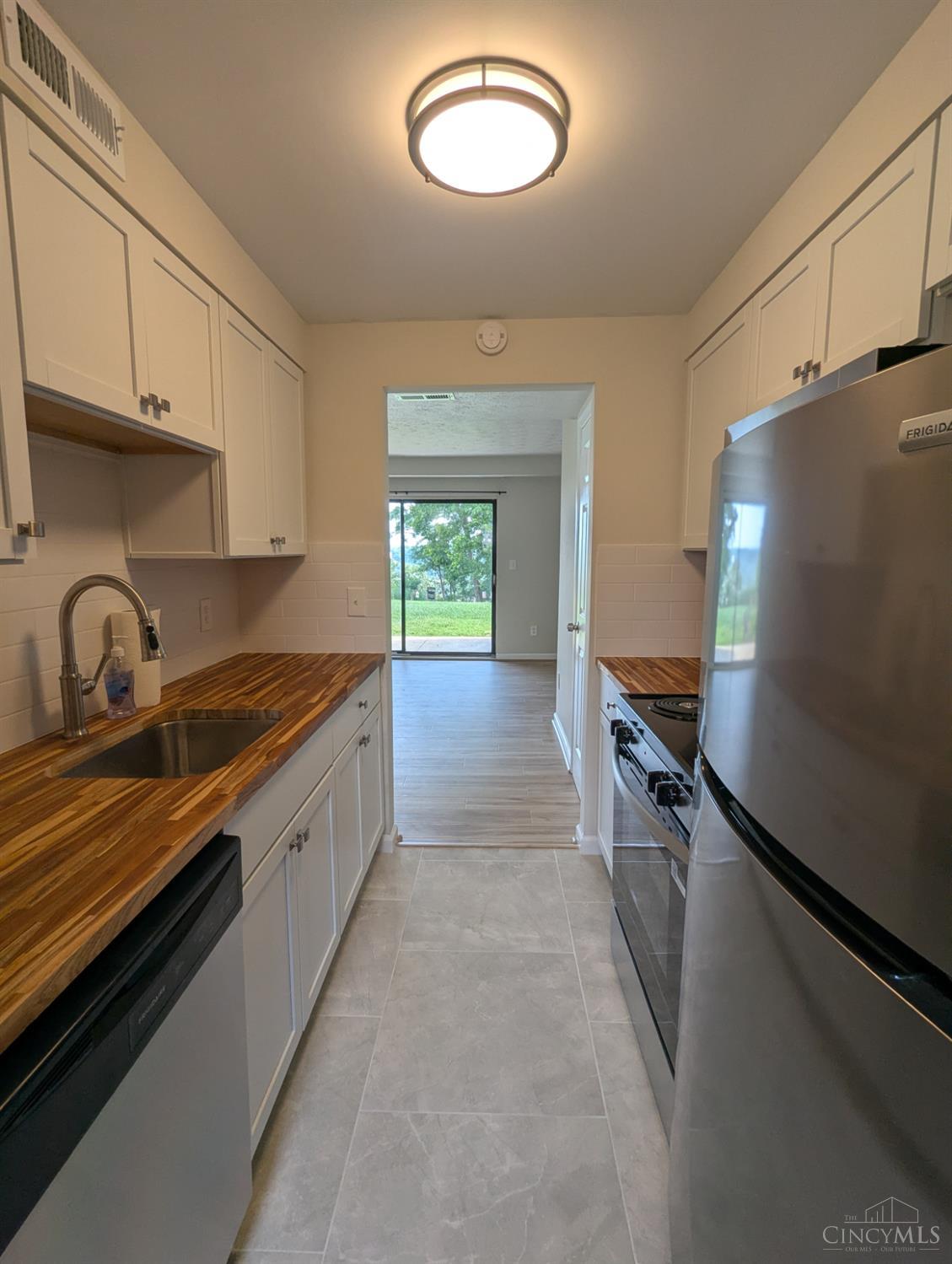 355 Grand Avenue #105, Cincinnati, OH, 45205 — photo 3