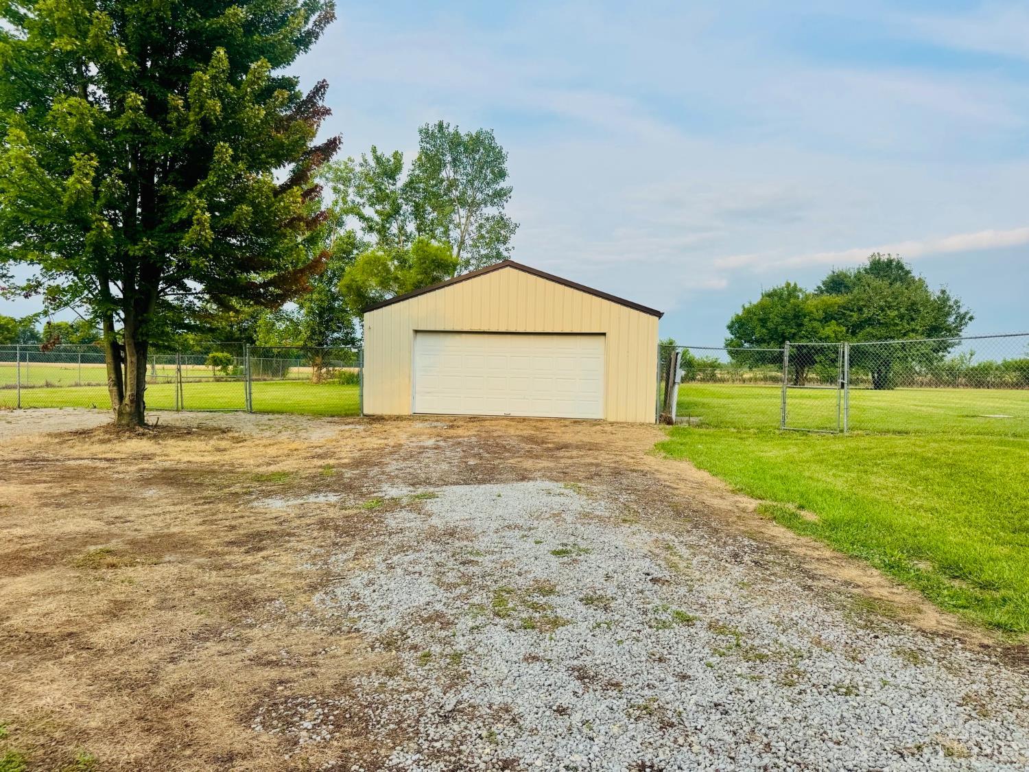5th image of 9767 State Route134, Clark Twp, OH 45146 | MLS# 1888266