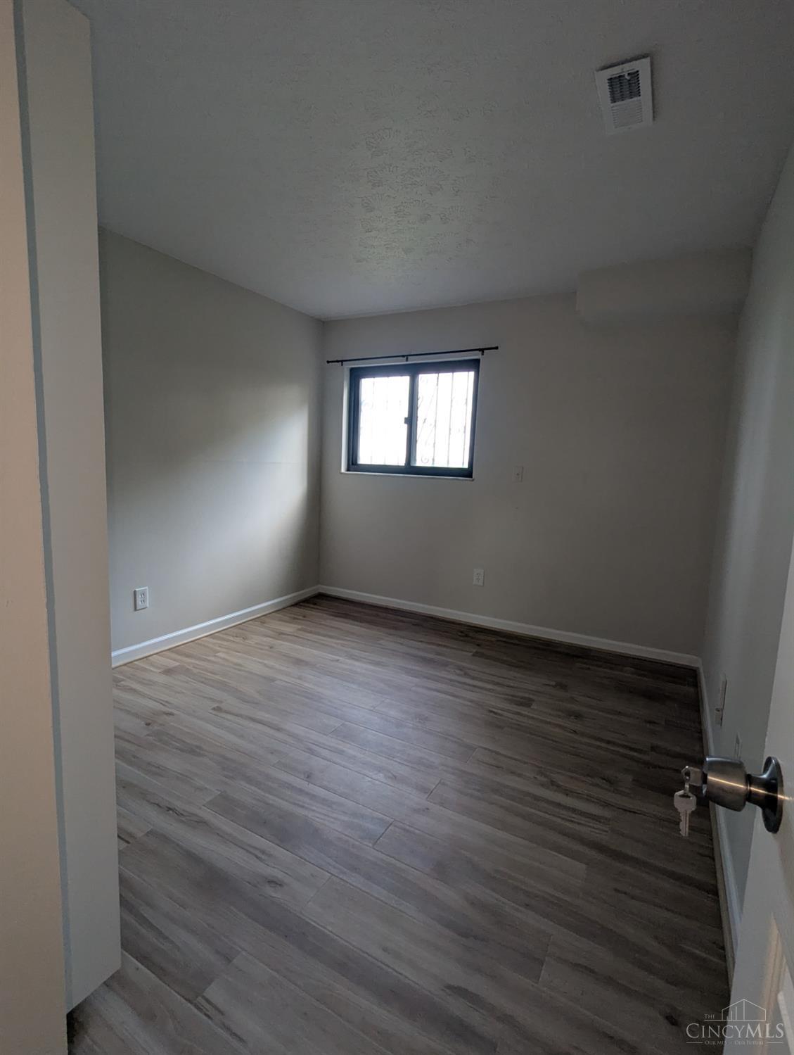 355 Grand Avenue #105, Cincinnati, OH, 45205 — photo 10